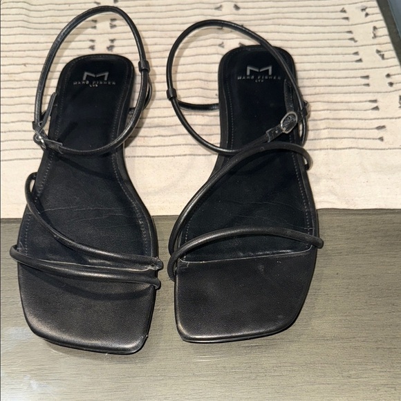 Marc Fisher Marg Black Strappy sandals size 10m - Picture 1 of 5
